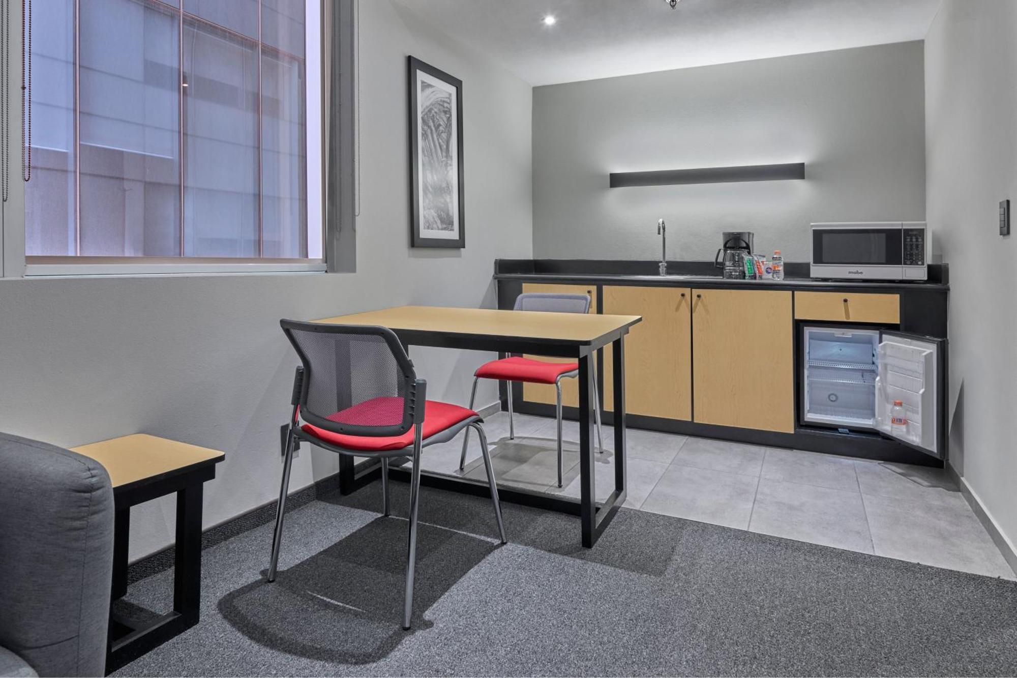 City Express Plus By Marriott Monterrey Nuevo Sur Esterno foto