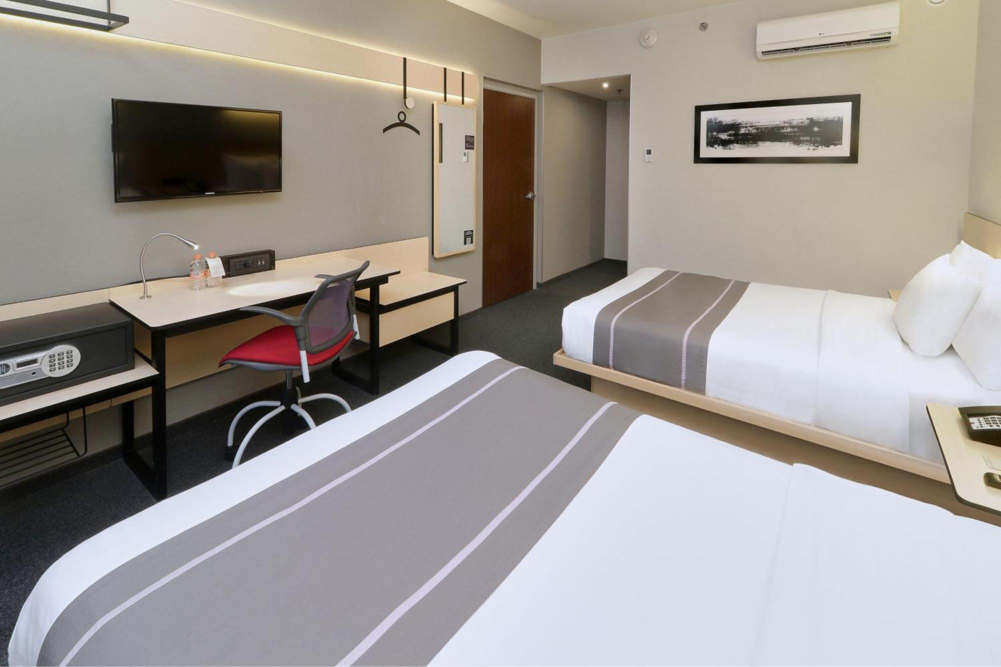 City Express Plus By Marriott Monterrey Nuevo Sur Esterno foto