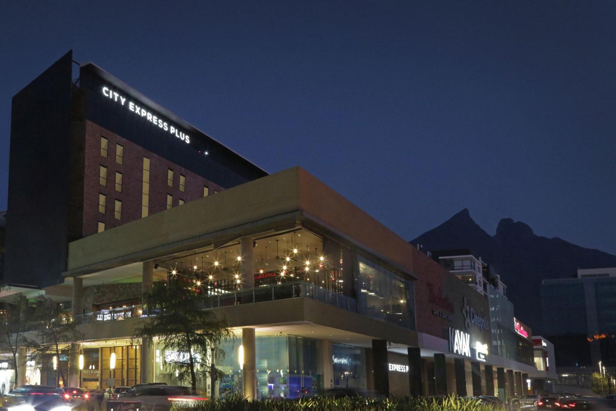 City Express Plus By Marriott Monterrey Nuevo Sur Esterno foto